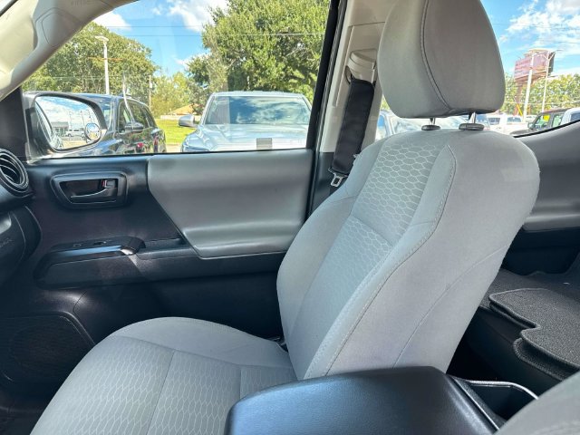 Used 2018 Toyota Tacoma SR w/ SR Convenience Package RWD image 22