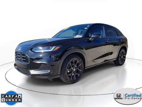 Certified 2025 Honda HR-V Sport image 2