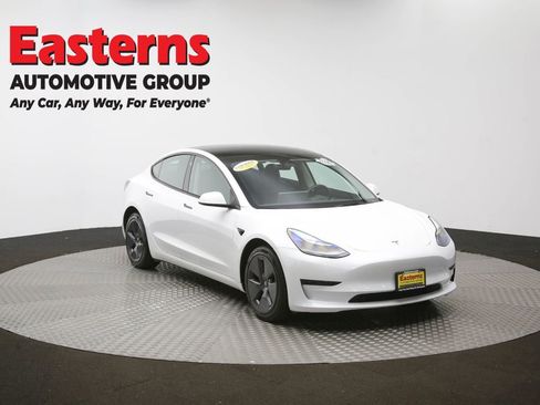 Used 2023 Tesla Model 3 Standard Range image 48