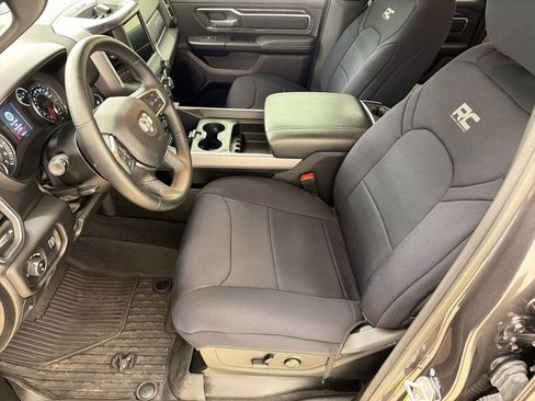 Used 2024 RAM 1500 Big Horn AWD/4WD image 5