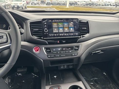 New 2025 Honda Ridgeline Sport image 18