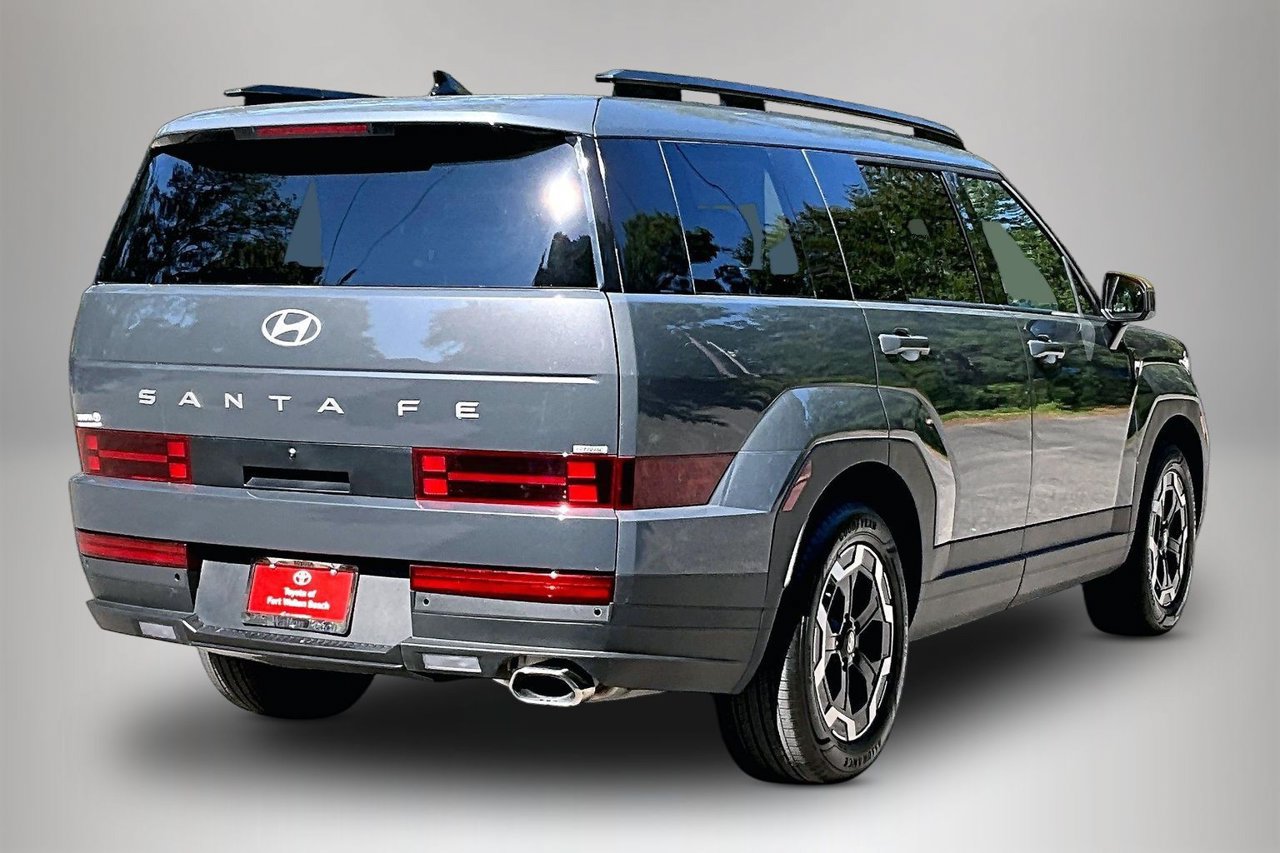 Used 2026 Hyundai Santa Fe SEL AWD/4WD image 5