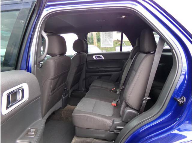 Used 2013 Ford Explorer XLT AWD/4WD image 3