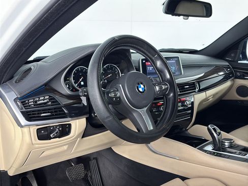 Used 2019 BMW X6 sDrive35i RWD image 4