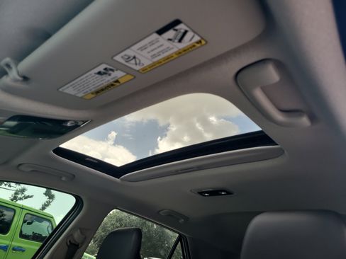 New 2025 Kia Niro SX image 21