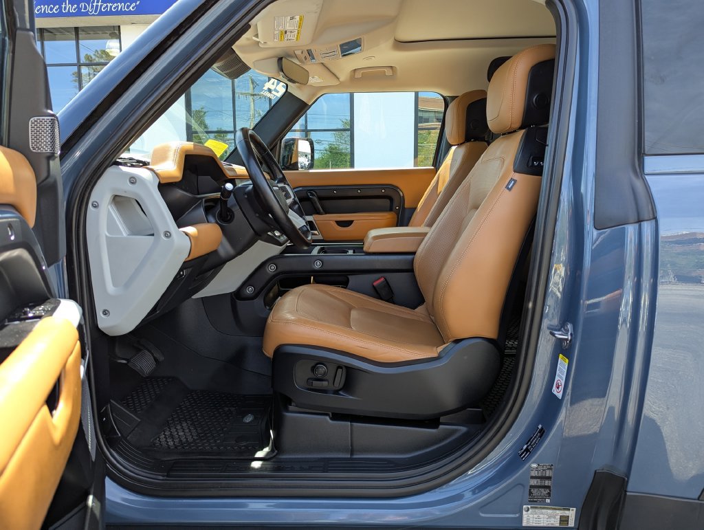 Used 2024 Land Rover Defender 90 S AWD/4WD image 12