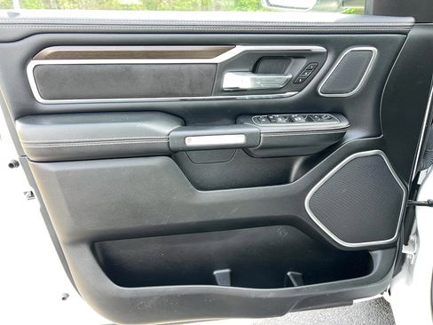 Used 2022 RAM 1500 Laramie RWD image 12