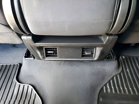 Used 2023 Chevrolet Silverado 2500 Custom w/ Custom Value Package image 21