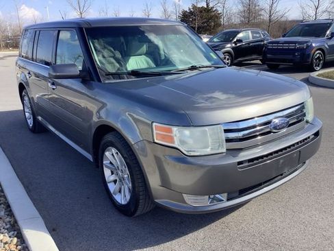 Used 2009 Ford Flex SEL image 3
