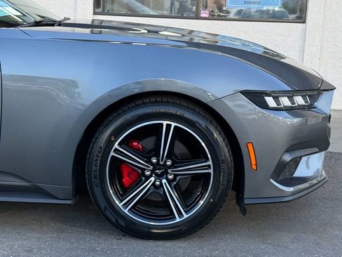 Used 2024 Ford Mustang Premium image 2