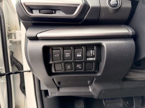 Certified 2023 Subaru Forester Premium image 17