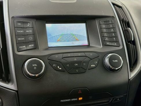 Used 2018 Ford Edge SE AWD/4WD image 18