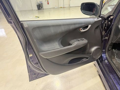 Used 2009 Honda Fit Sport image 21