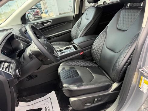 Used 2024 Ford Edge Titanium AWD/4WD image 19