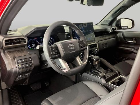 Used 2026 Toyota Tacoma Limited AWD/4WD image 17