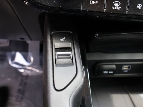 Used 2025 Kia Telluride S FWD image 37