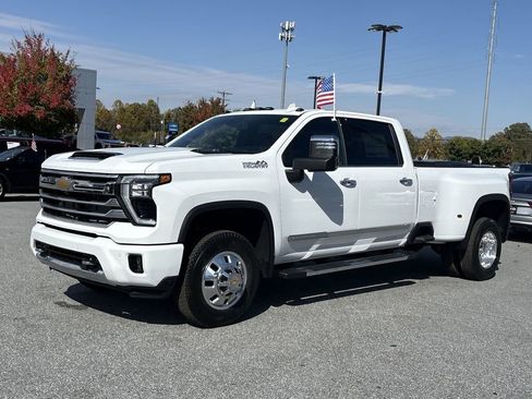 New 2026 Chevrolet Silverado 3500 High Country image 5