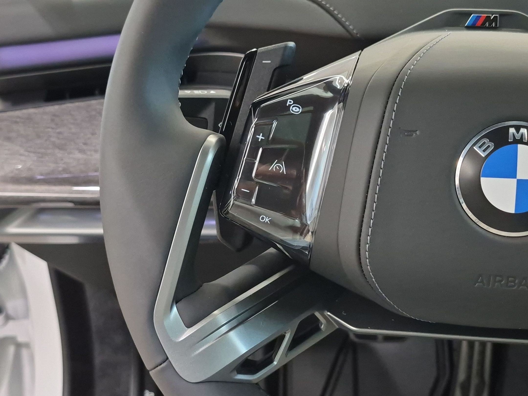 New 2027 BMW 740i w/ Executive Package RWD image 16