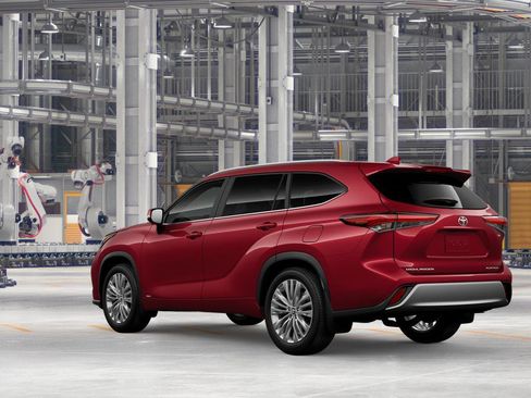 New 2026 Toyota Highlander Platinum image 8