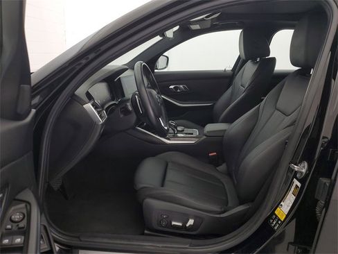 Used 2019 BMW 330i xDrive Sedan w/ Convenience Package image 17