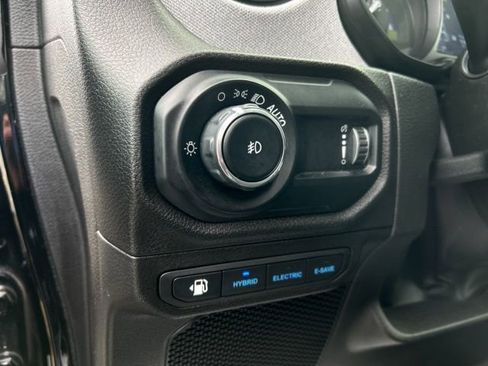Used 2025 Jeep Wrangler Unlimited Sport S 4xe AWD/4WD image 38