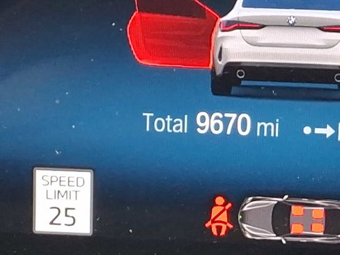 Used 2024 BMW 430i xDrive Coupe w/ Convenience Package image 21