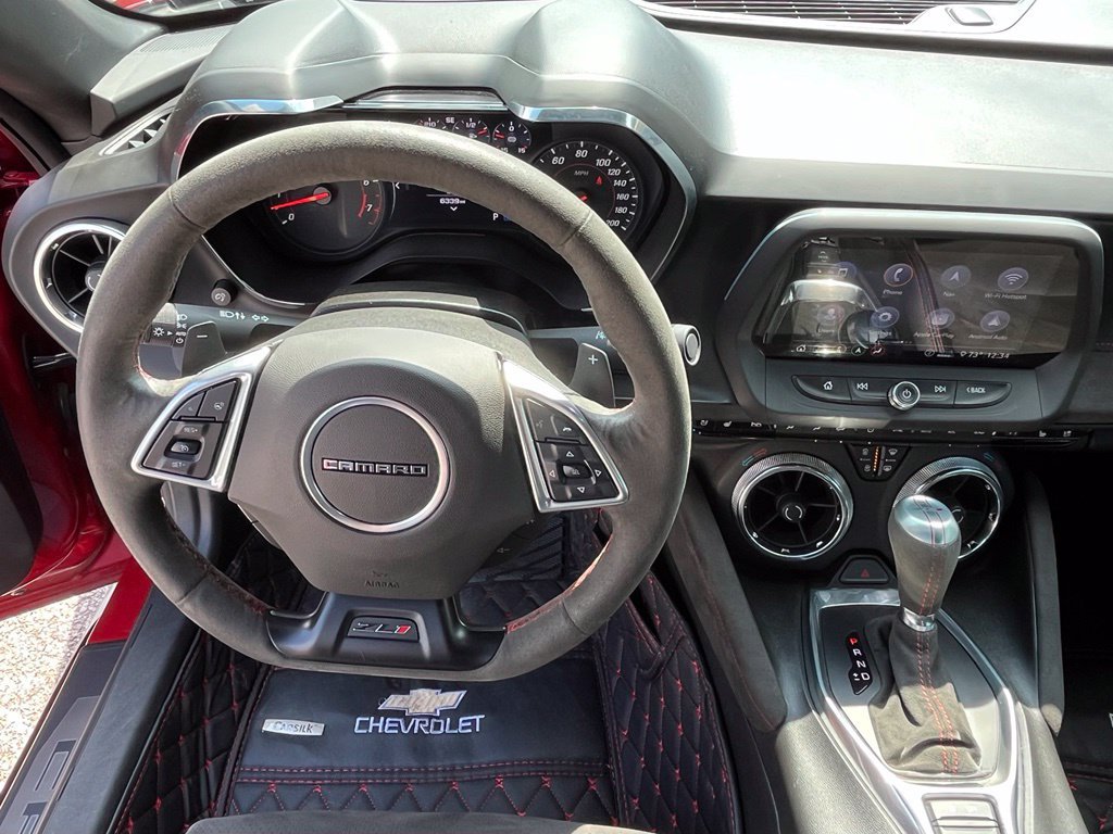 Used 2020 Chevrolet Camaro ZL1 RWD image 17
