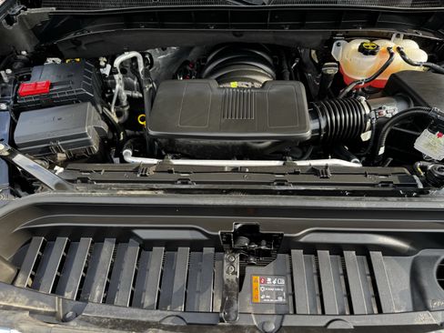 Used 2025 GMC Sierra 1500 SLT RWD image 32