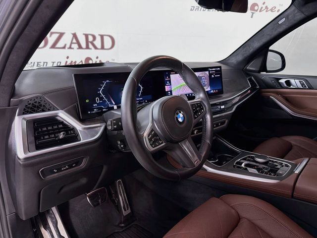 Used 2024 BMW X7 xDrive40i AWD/4WD image 11