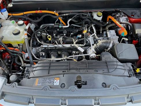 Used 2023 Ford Maverick Lariat image 27