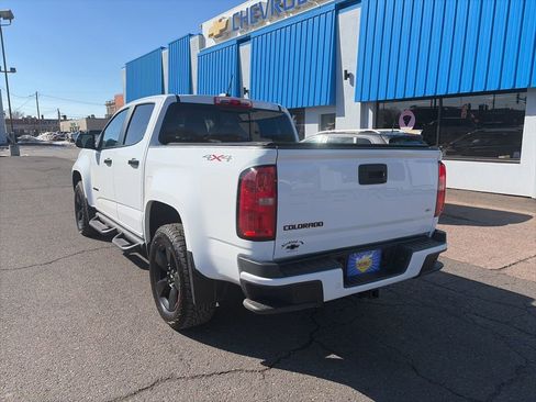 Used 2022 Chevrolet Colorado LT w/ Redline Special Edition image 7