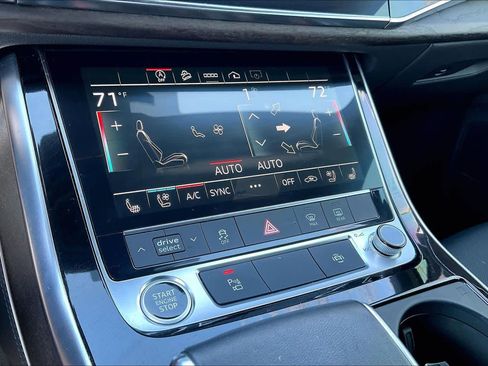 Used 2023 Audi Q7 2.0T Premium Plus w/ Premium Plus Package image 32