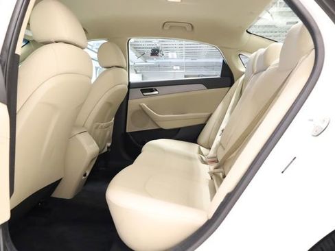 Used 2019 Hyundai Sonata SE FWD image 27
