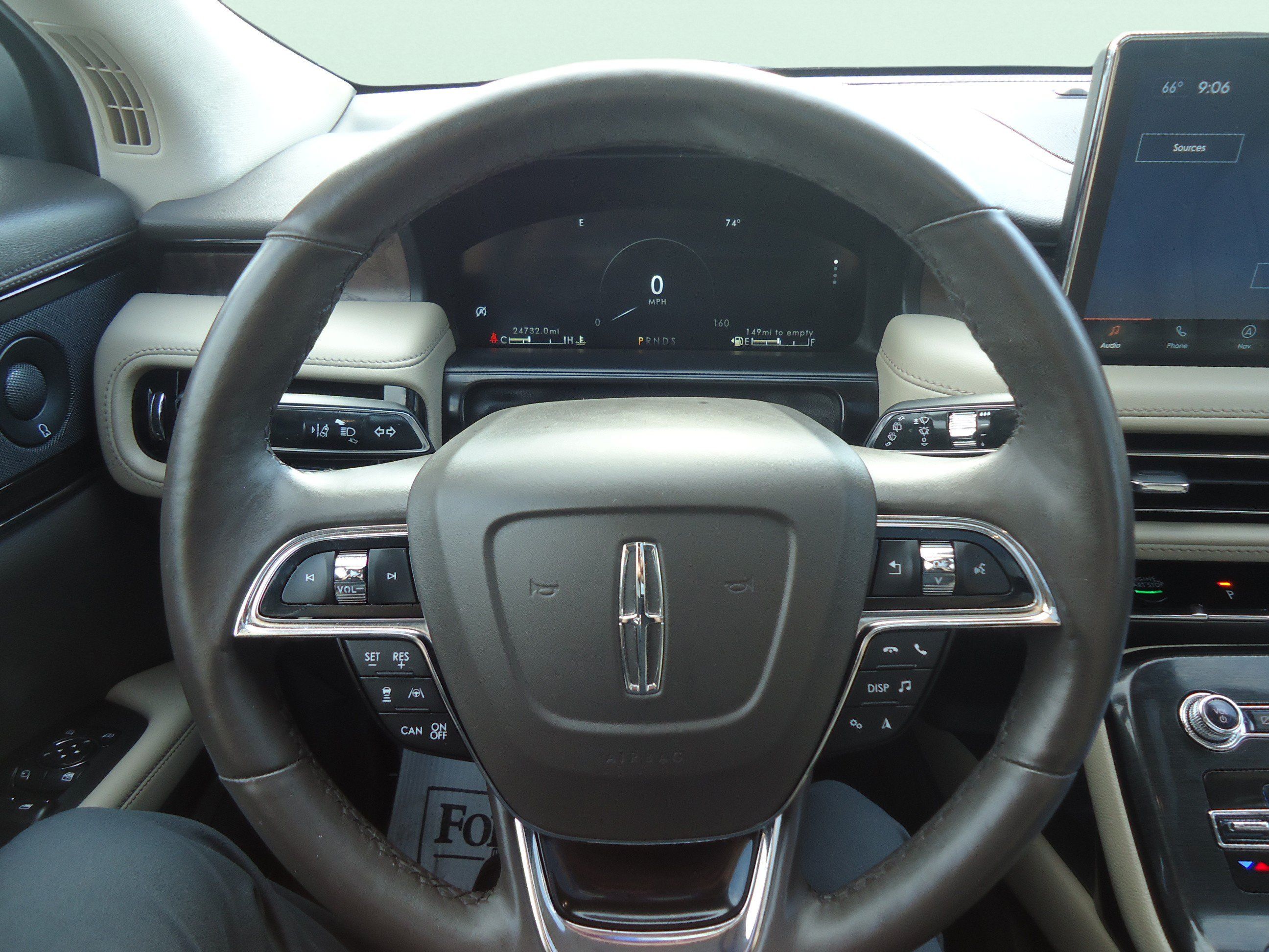 Used 2023 Lincoln Nautilus Reserve w/ Equipment Group 201A AWD/4WD image 12