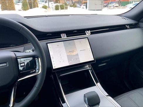 New 2026 Land Rover Range Rover Evoque S image 6