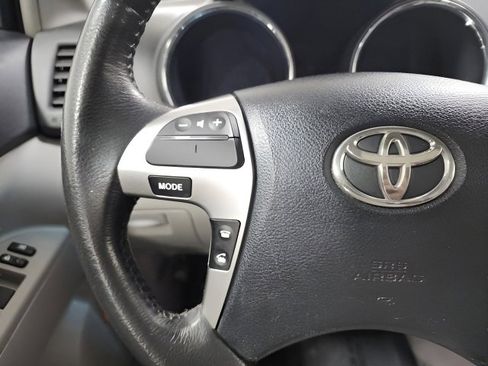 Used 2012 Toyota Highlander Limited w/ Tow Pkg image 27