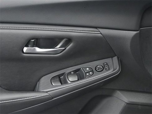 Used 2025 Nissan Sentra SV w/ All-Weather Package image 12