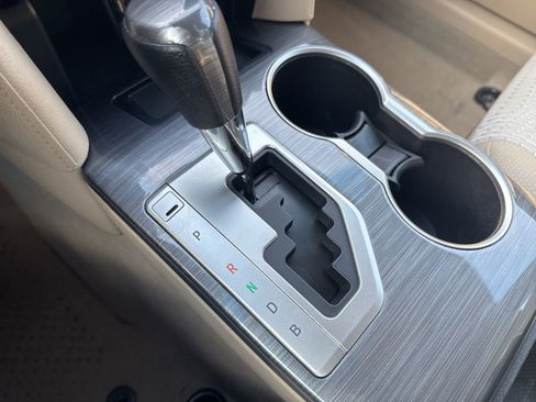 Used 2012 Toyota Camry LE image 21