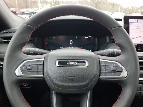 Certified 2024 Jeep Compass Trailhawk w/ Trailhawk Elite Group image 20