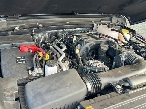 Used 2024 Jeep Gladiator Rubicon w/ Convenience Group image 27