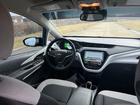 Used 2020 Chevrolet Bolt LT image 20