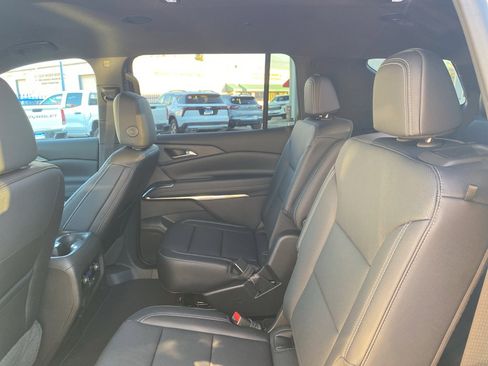 New 2026 Chevrolet Traverse LT w/ Midnight/Sport Edition image 17