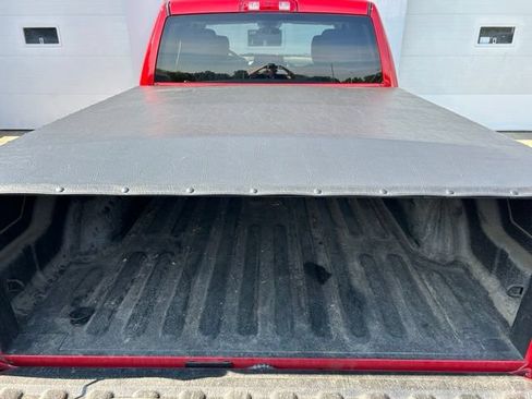 Certified 2017 RAM 1500 Express AWD/4WD image 11