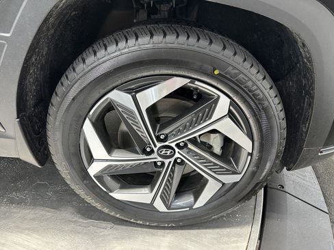 Certified 2023 Hyundai Tucson Limited AWD/4WD image 12