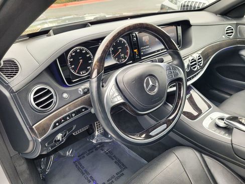 Used 2015 Mercedes-Benz S 550 Sedan image 12