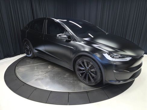 Used 2022 Tesla Model X Plaid AWD/4WD image 15
