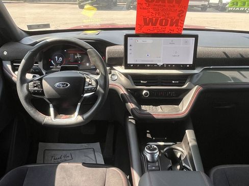 Used 2025 Ford Explorer ST AWD/4WD image 27