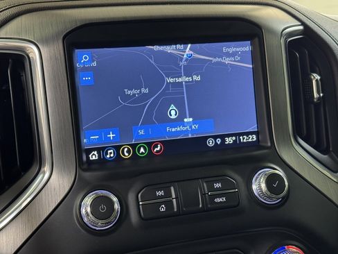 Used 2022 GMC Sierra 2500 Denali w/ Denali Ultimate Package image 39