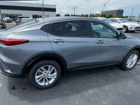 New 2025 Buick Envista Preferred w/ Convenience I Package FWD image 2