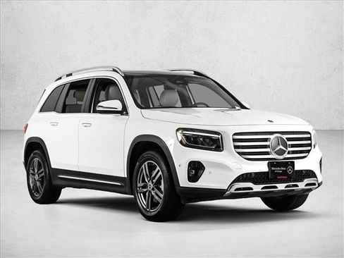 Certified 2024 Mercedes-Benz GLB 250 4MATIC image 3